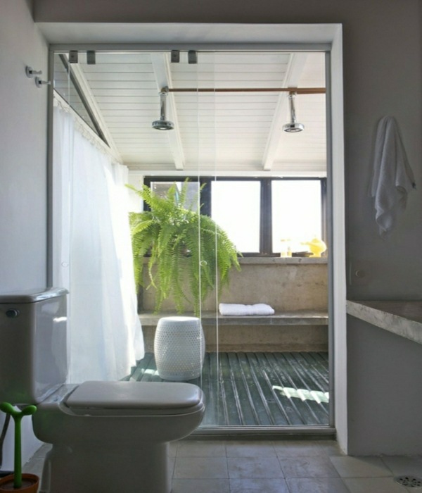 Badezimmer-moderne-Gestaltung-Stadtwohnung