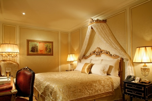 Luxus-Appartement-Schlafzimmer-klassisches-Design