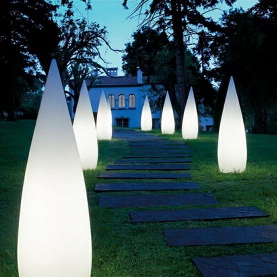 Luxus-Gartengestaltung-elegante-Lampen