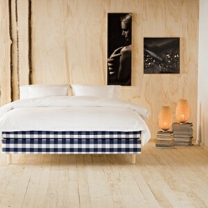 Luxus-Schlafzimmer-komfortables-Bett-Design-Hästens