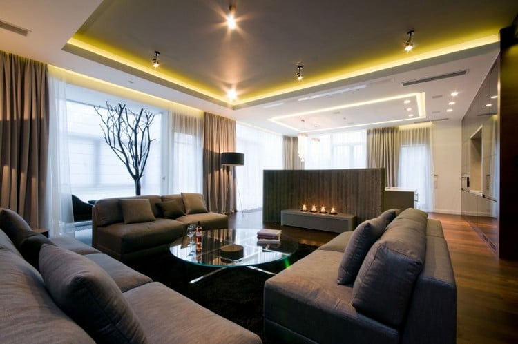 beleuchtung-wohnzimmer-decke-indirekt-strahler-kombination