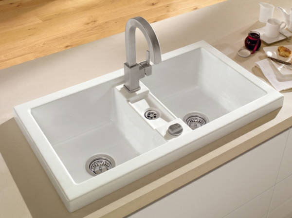 Moderne Küchenspüle und Wasserhahn - Kollektion von Villeroy&Boch