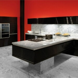 atemberaubende-rote-küche-marmor-boden