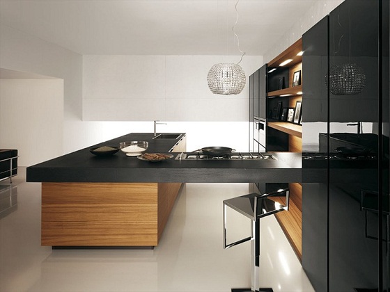 große-küchenplatte-schwarz-holzschränke-CESAR-ARREDAMENTI