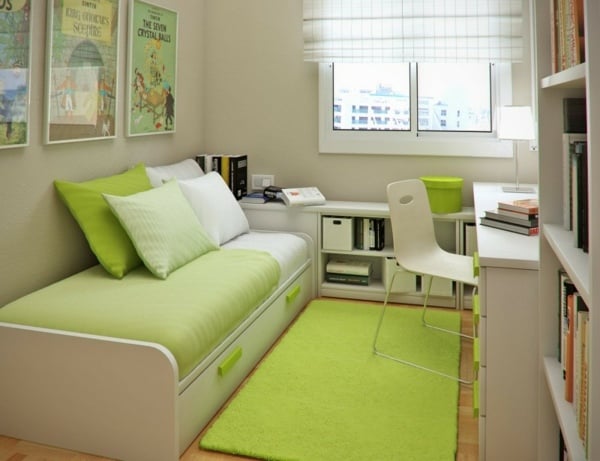kleines-ordentliches-schlafzimmer-grün