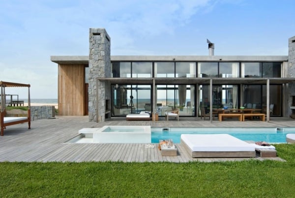 minimalistische-Hausarchitektur-Schwimmbad
