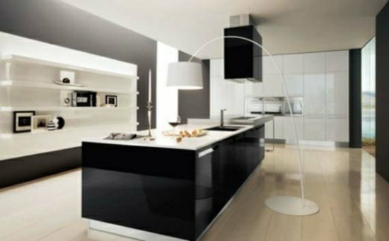 moderne-schwarz-weiße-Küche-Küchenschrank