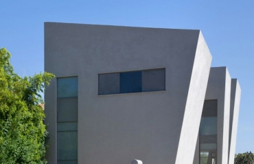 Avantgardistisches Haus mit Meerblick bietet den perfekten Wohnkomfort