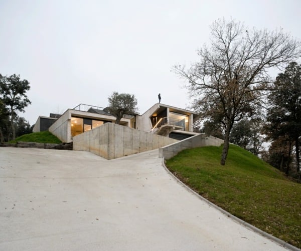 modernes-betonhaus-fassade