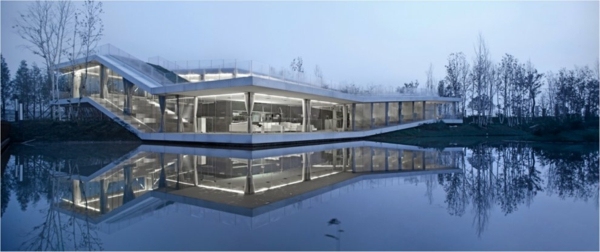 riverside-clubhaus-minimalistische-moderne-architektur