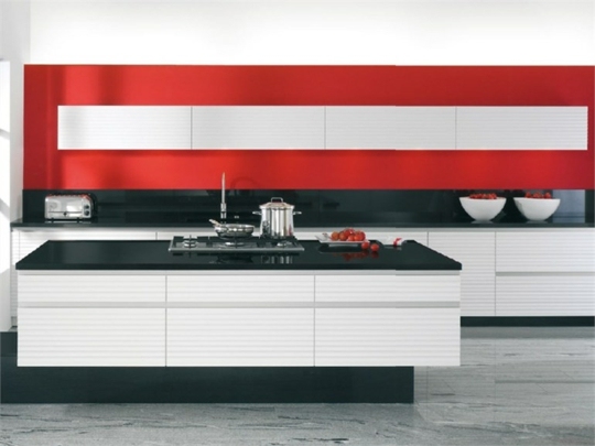 rot-schwarz-weiß-attraktive-küche