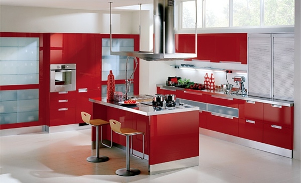 rote-Kücheninsel-modernes-Design-Italien