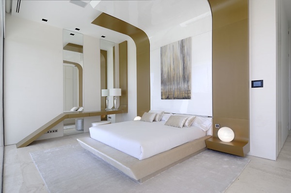 weiße-schlafzimmer-braune-akzentelemente