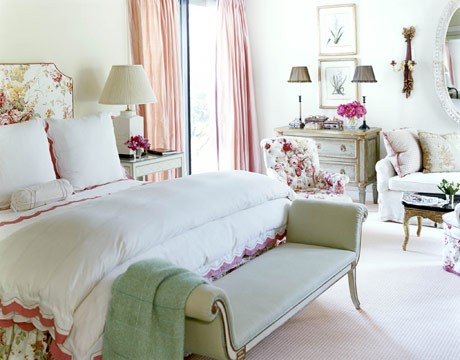 weißes-romantisches-schlafzimmer-design-vintage-stil
