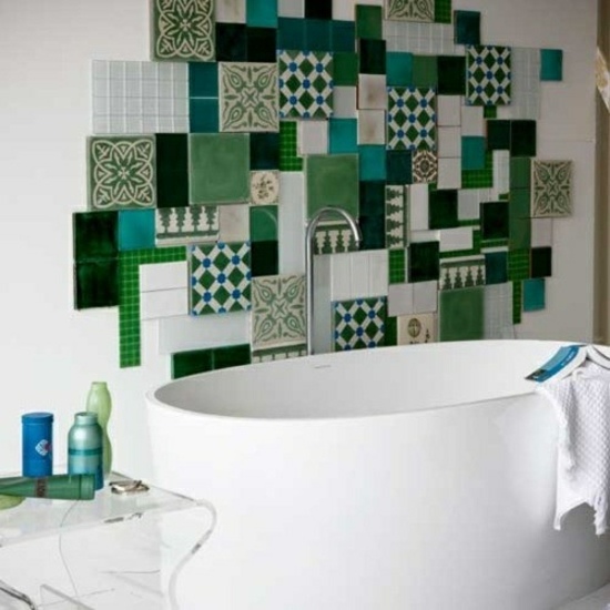 Badezimmer-grüne-Fliesen-Wanddeko-Selbermachen
