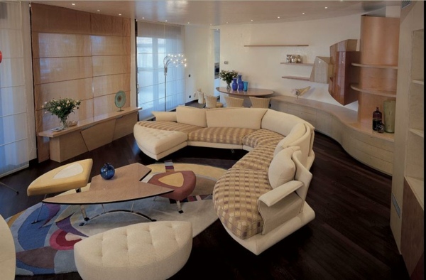 Die-einzigartigen-Möbelstücke-von-Il-Loft-super-roy-sofa