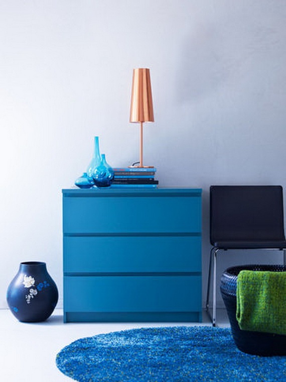 Ikea-Katalog-2013-blauer-schrank-schubladen
