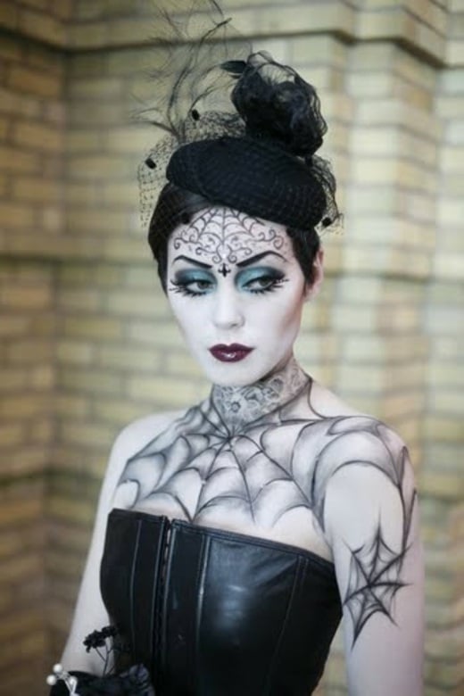 gothisch-halloween-make-up-ideen