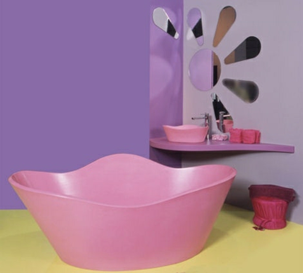 lustige-rosa-Badewanne-Kinder