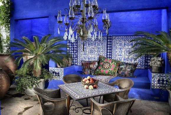 luxuriöses-arabisches-Interieur-Esszimmer