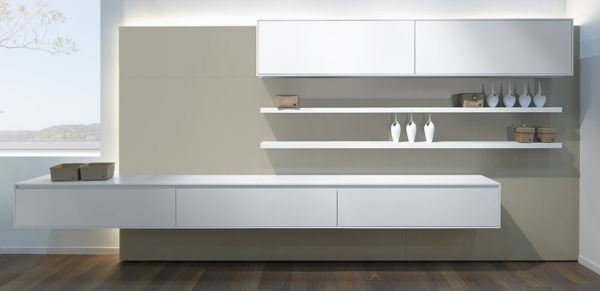 minimalistishe-weiße-glänzende-Küchentheke