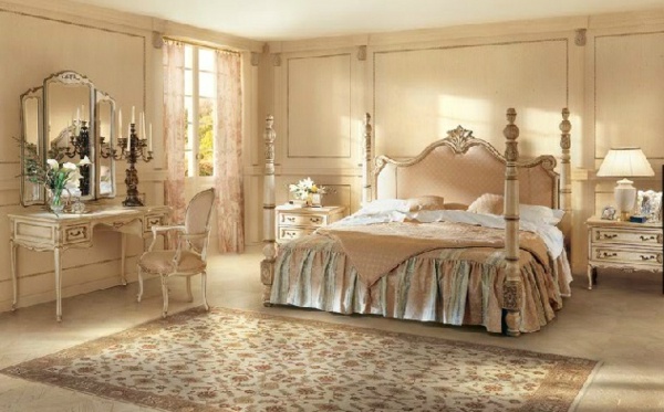 weißes-Schlafzimmer-klassischer-Schminktisch-weißes-Teppich