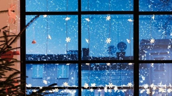 Fenster-Deko-Weihnachten-Papier-Sterne-basteln