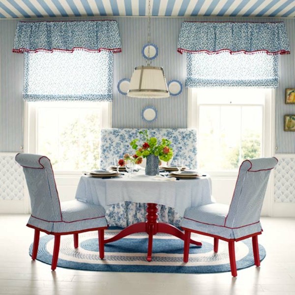 Ideen-zur-Deckengestaltung-streifen-esszimmer-blau