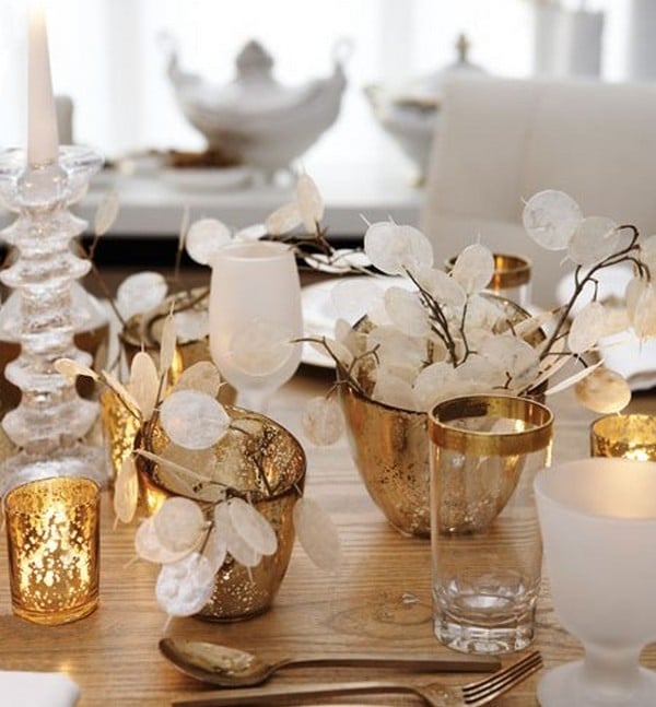 Weihnachtsdeko-selber-basteln-Tischdeko-goldene-Kerzenhalter