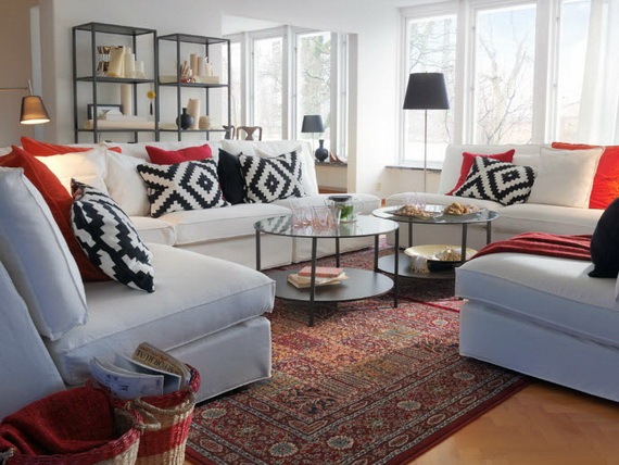 Wohnzimmer-Design-Ideen-IKEA-weiße-möbel-bedruckte-kissen