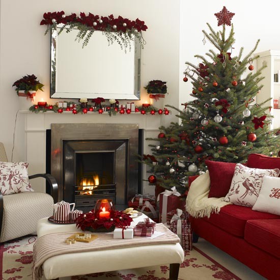 Wohnzimmer-weihnachtlich-dekorieren-rot-weiß-weihnachtssterne
