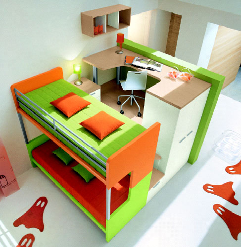 bunte-Kinderzimmermöbel-kräftig-grün-orange