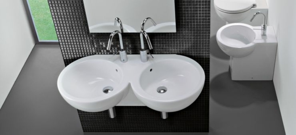 elegantes-Badezimmer-Toilette-Trennwand