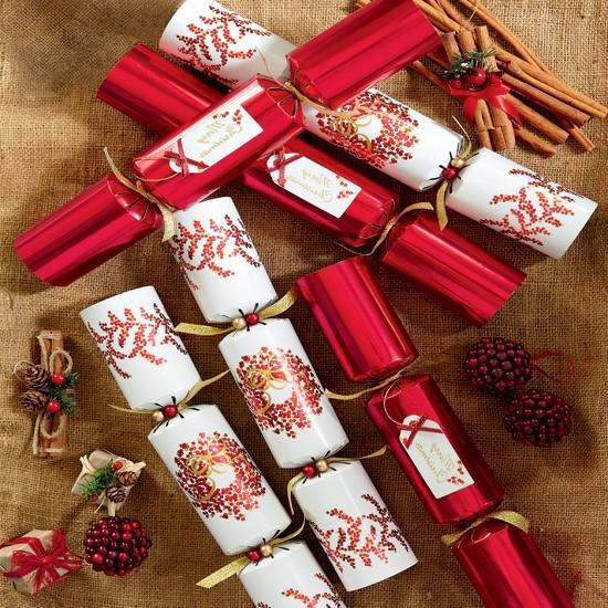 festlich-rote-Weihnachtsdeko-Ideen-bonbons