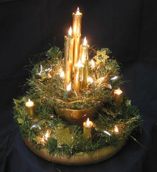 goldene-Kerzen-Weihnachtsdeko-Idee