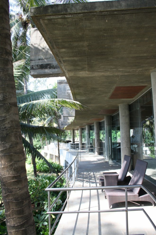 große-Terrasse-Ferienhaus-Blick