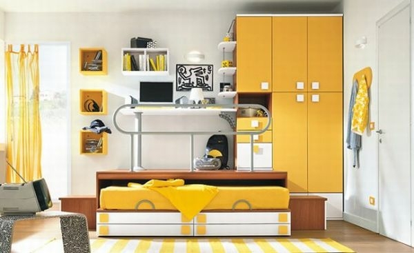 lustige-gelbe-Wandfarbe-kleines-Kinderzimmer-Design