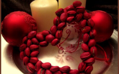 Bastelideen Valentinstag kranz pistazien kleben