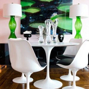 Esszimmer-Möbel-Design-weiße-Stühle