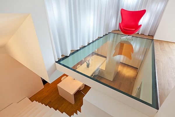Kreative-originelle-Architektur-Luxemburg-glasboden-zweite-etage