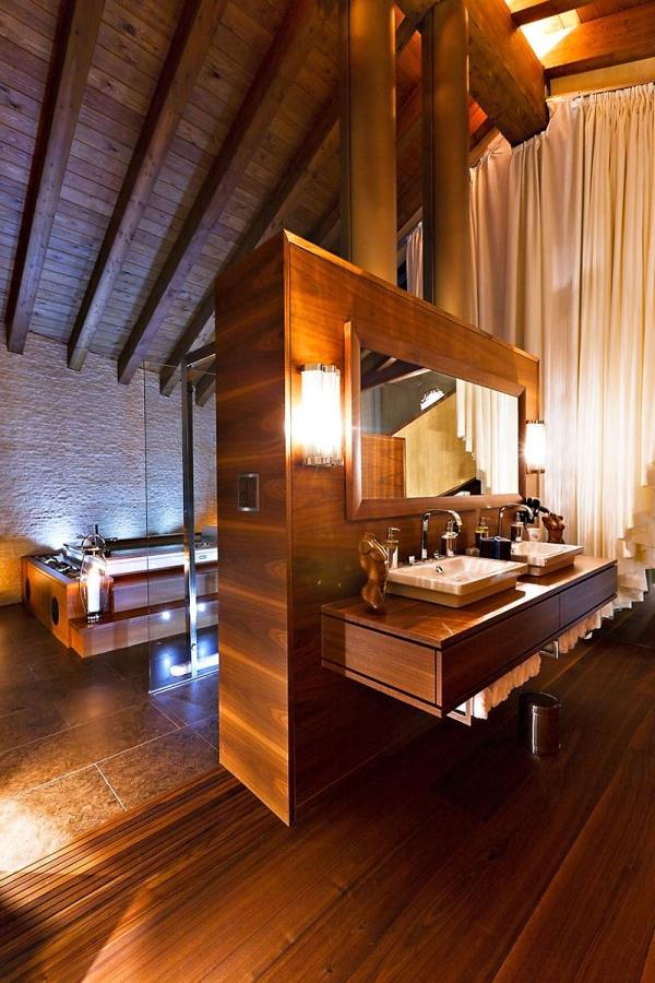Modernes Luxus Chalet Design exklusives badezimmer idee