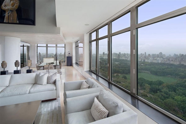 New-Yorker-Appartment-große-glasfenster-panoramablick