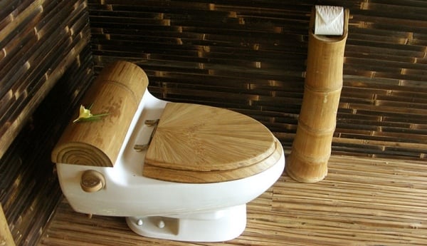 bambus-haus-toilette-bali