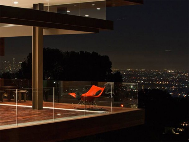 luxusvilla hollywood hills terrasse aussicht in der nacht