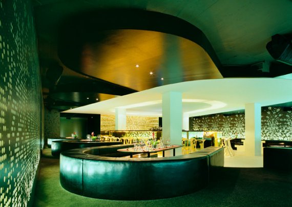 restaurant-interieur-design-deckengestaltung
