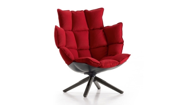 Möbeldesign B&B Italien roter Stuhl