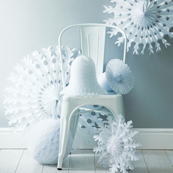 weiße-Weihnachtsdeko-Ideen-papier-dekoelemente