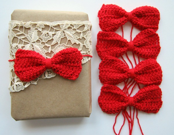 Geschenkideen-Valentinstag-verpacken rote Bänder