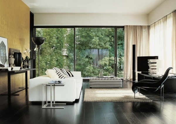 Schwarz-Weiß Wohnzimmer-Einrichtung Holz Bodenbelag