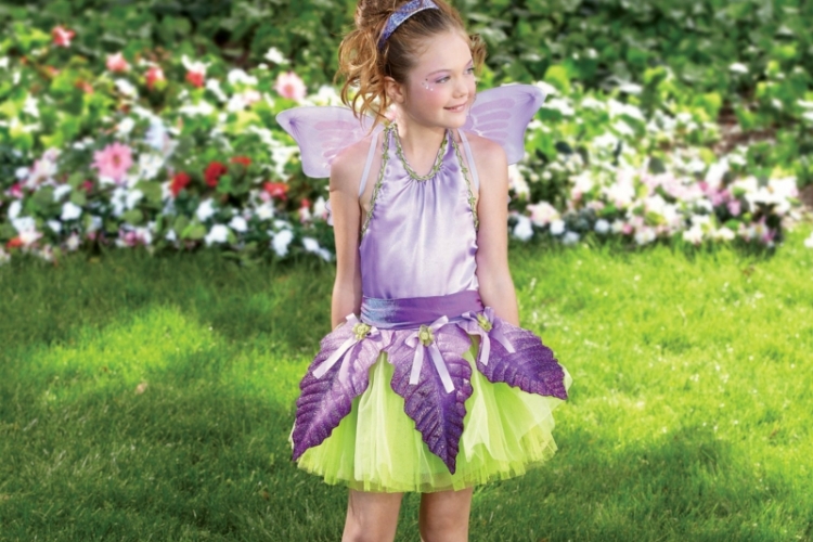 fasching kostüme für kinder fee lila gruen klein blaetter fluegel